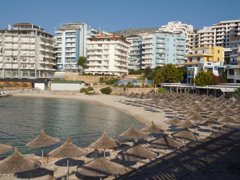 Beautifull Holiday Apartment Larisa Саранда Экстерьер фото