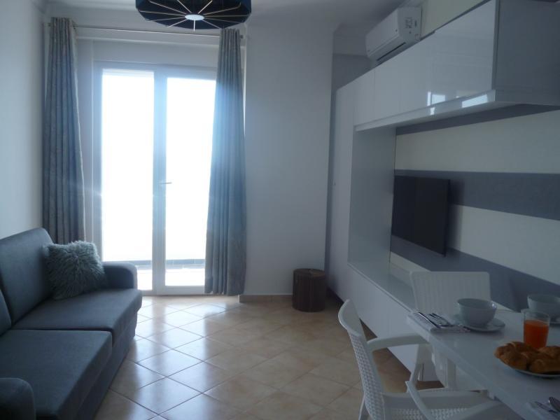 Beautifull Holiday Apartment Larisa Саранда Экстерьер фото